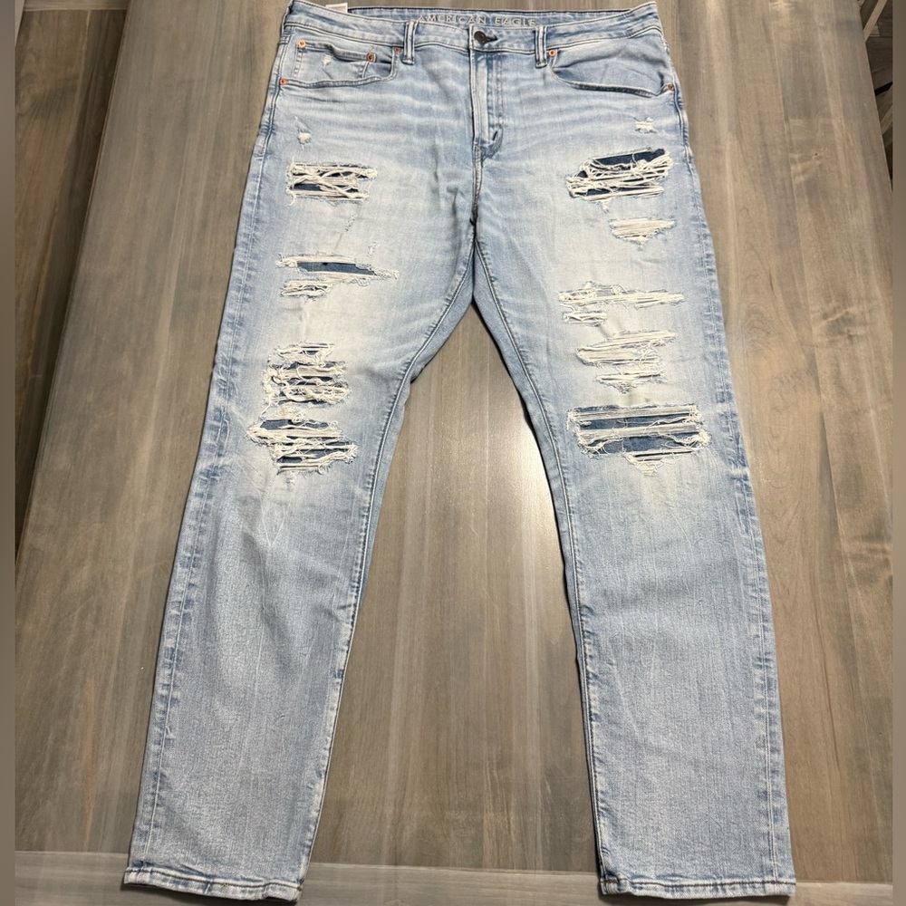 American Eagle Outfitters Light Blue Ripped Jeans